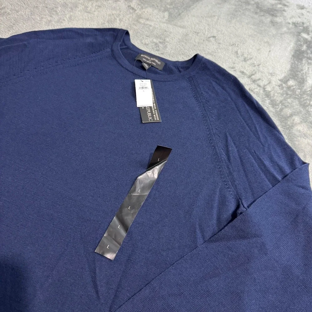 Banana Republic Mens Merino Wool Crewneck Sweater Navy Blue Large NWT 702727
